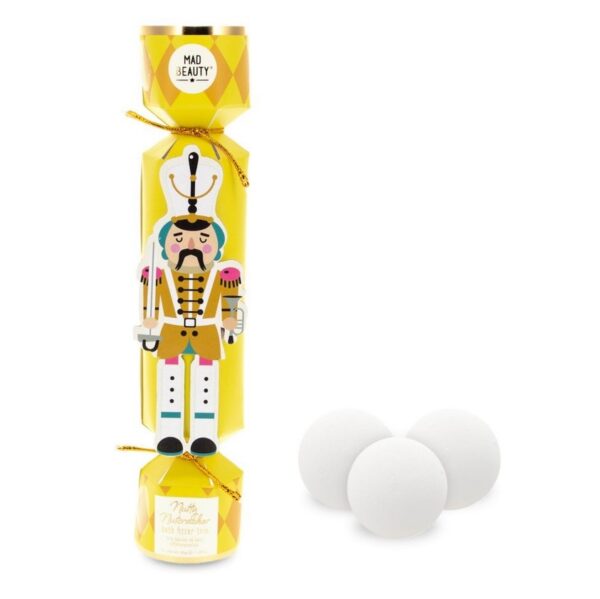 Mad Beauty Nutty Nutcracker Bath Fizzer Trio - Image 3