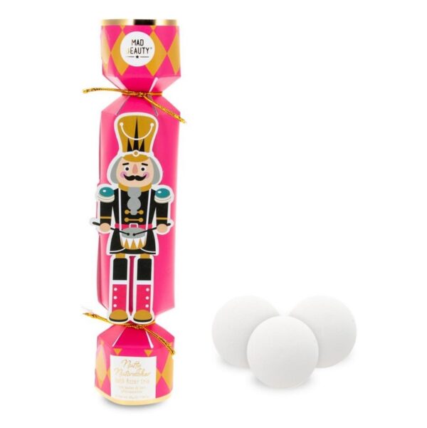 Mad Beauty Nutty Nutcracker Bath Fizzer Trio - Image 4