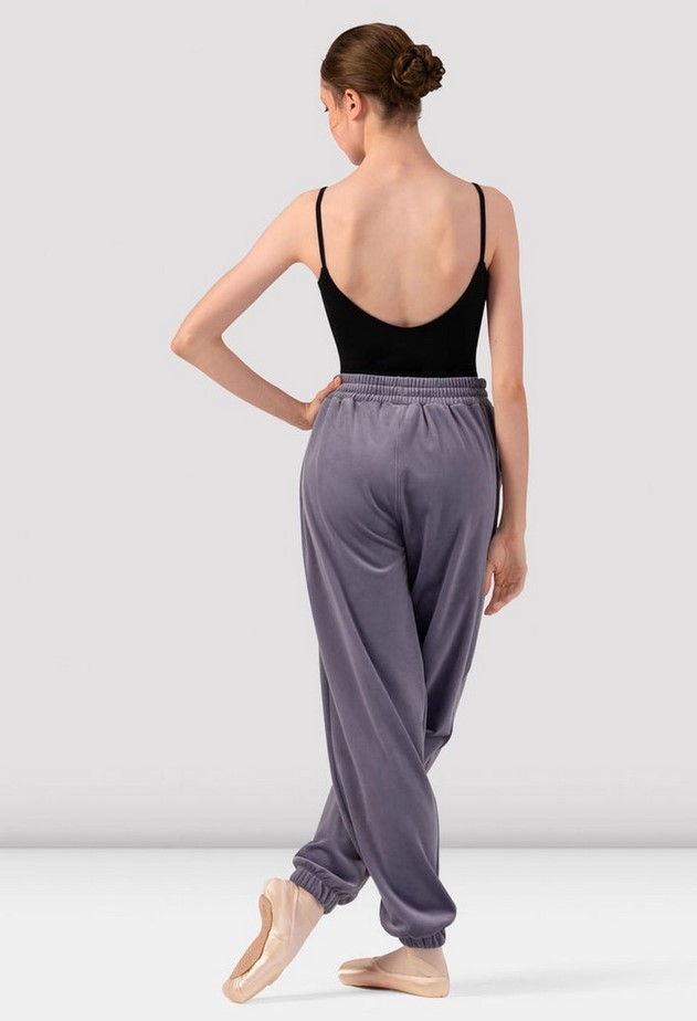 Bloch Adult Gloria Velvet Sweatpants - Image 2
