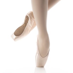 R-Class Fantasia Pointe Shoe
